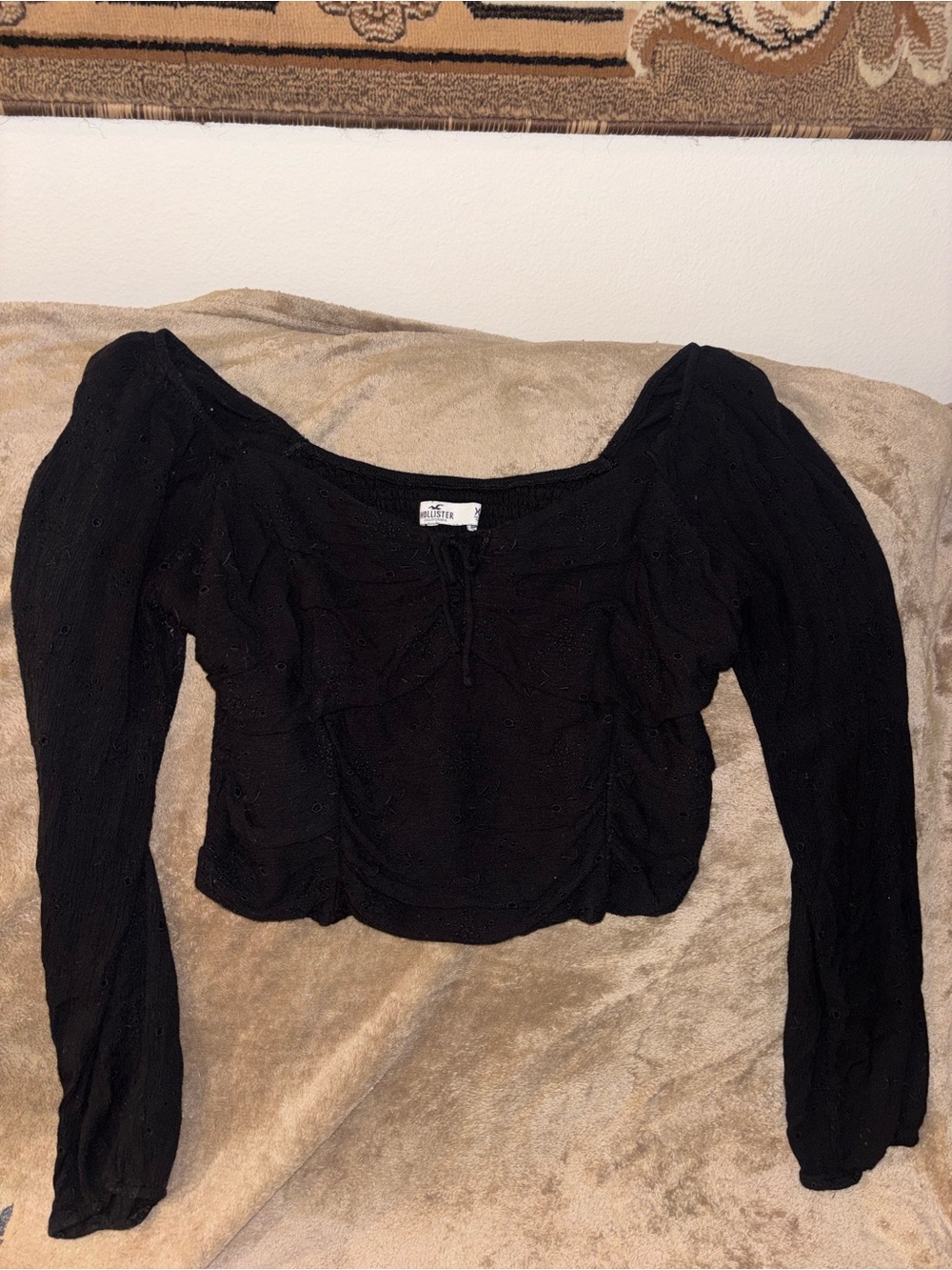 Hollister Black Embroidered Eyelet Long Sleeve Crop Top XL